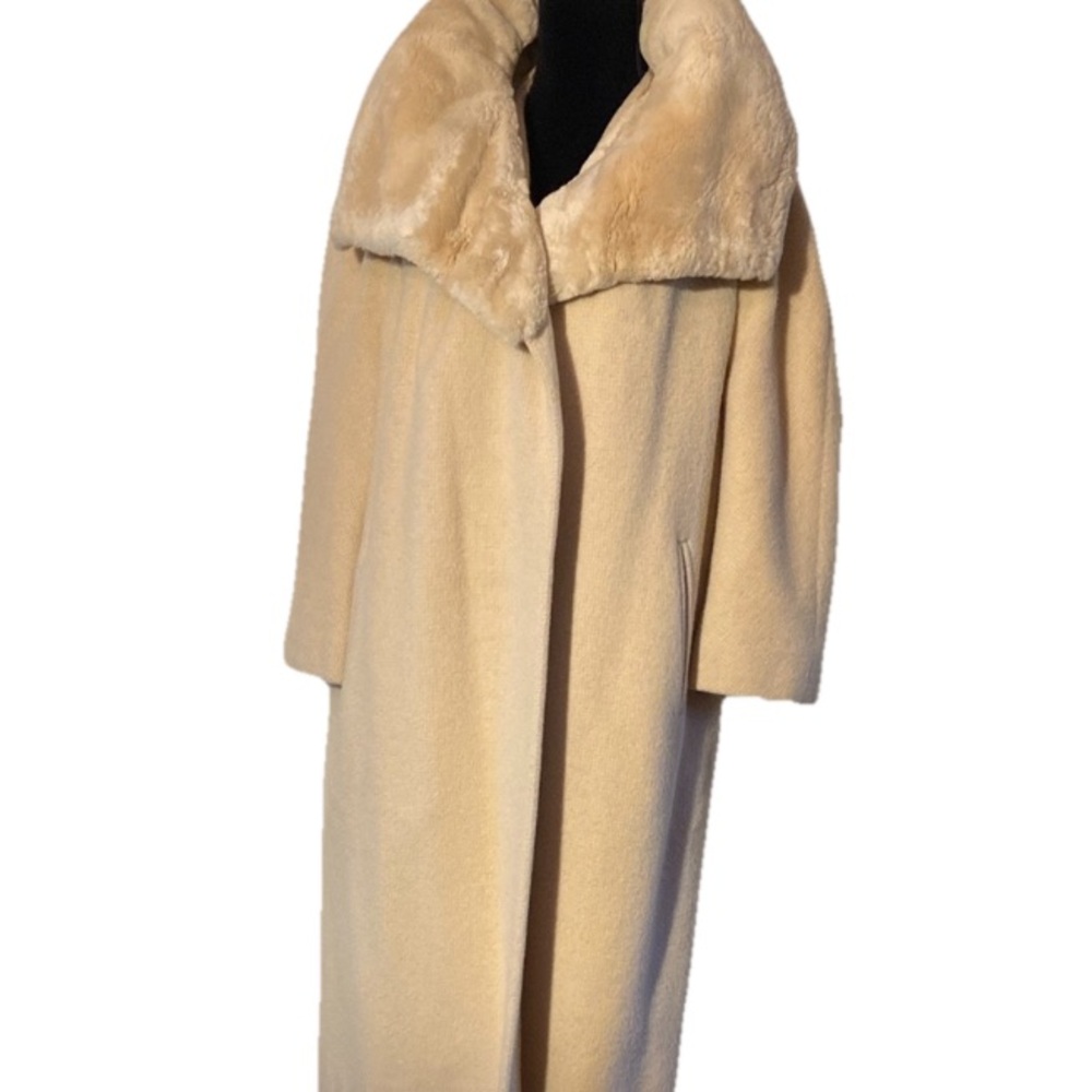 VTG BENMOR Elegant Cream Buttonless Coat Faux Fur Collar 3/4 Raglan Sleeves M-L?